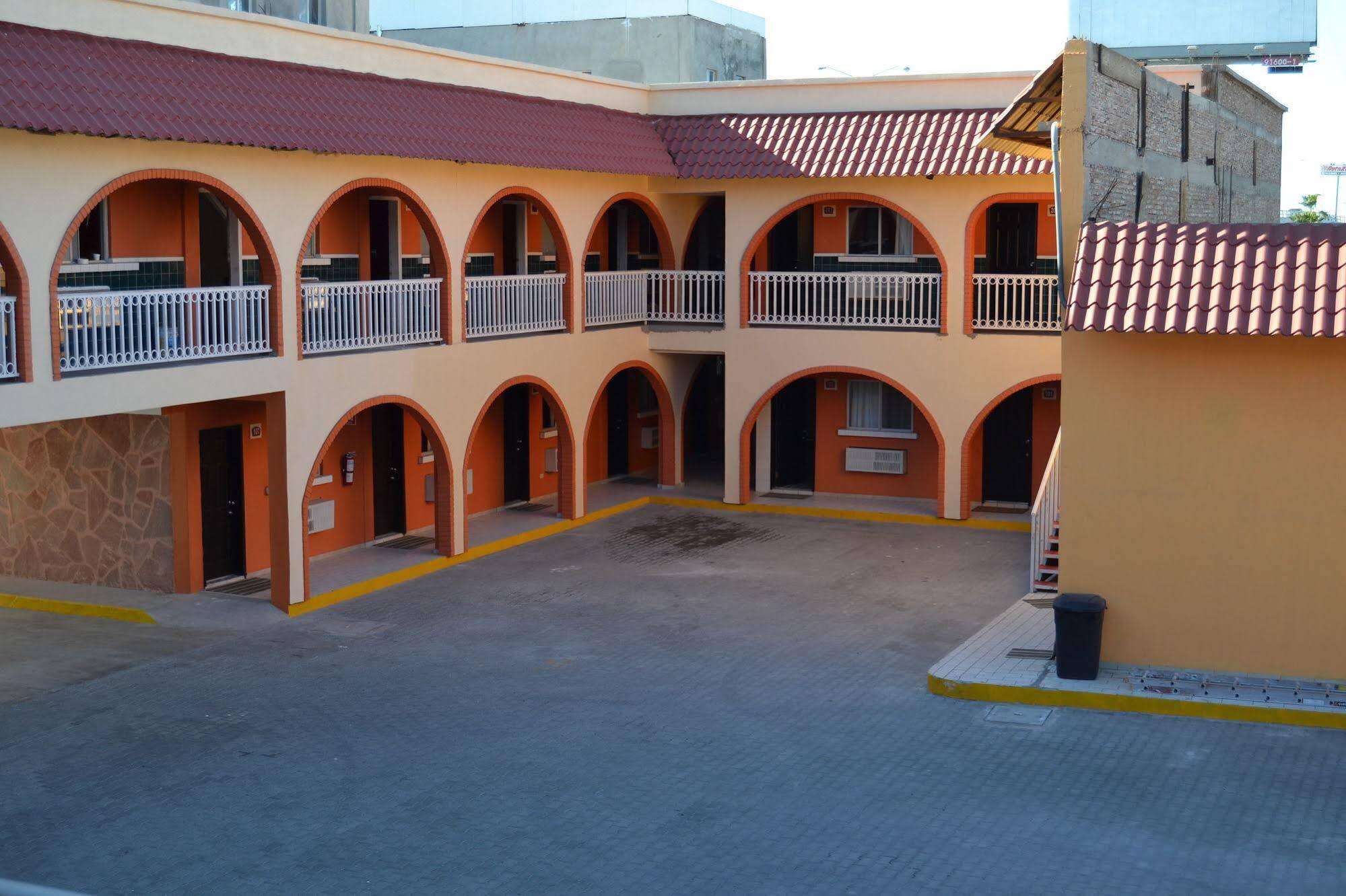 Las Torres Hotel Mexicali Exterior foto